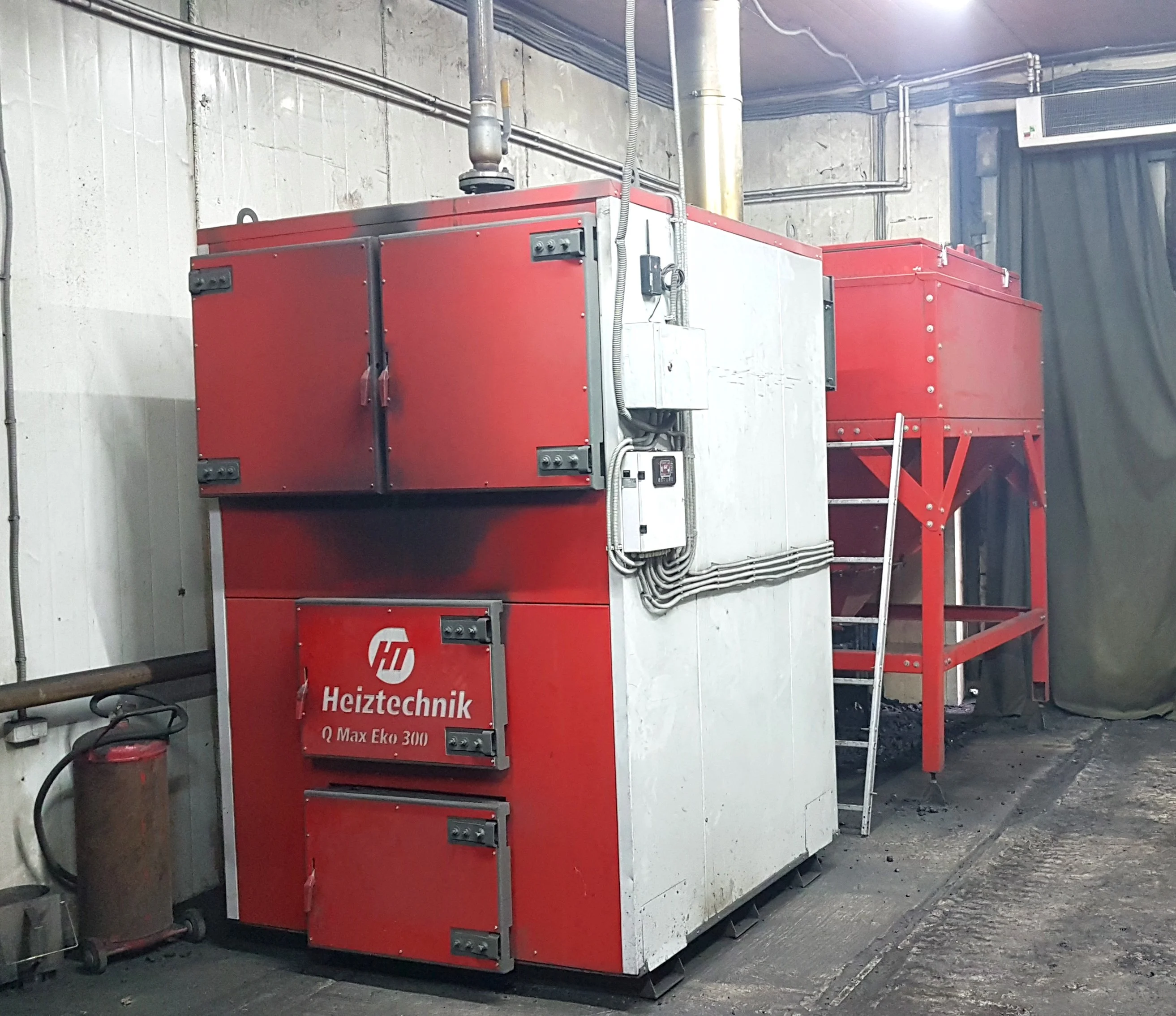 Фото - Котел Heiztechnik Q Max Eko 300 кВт