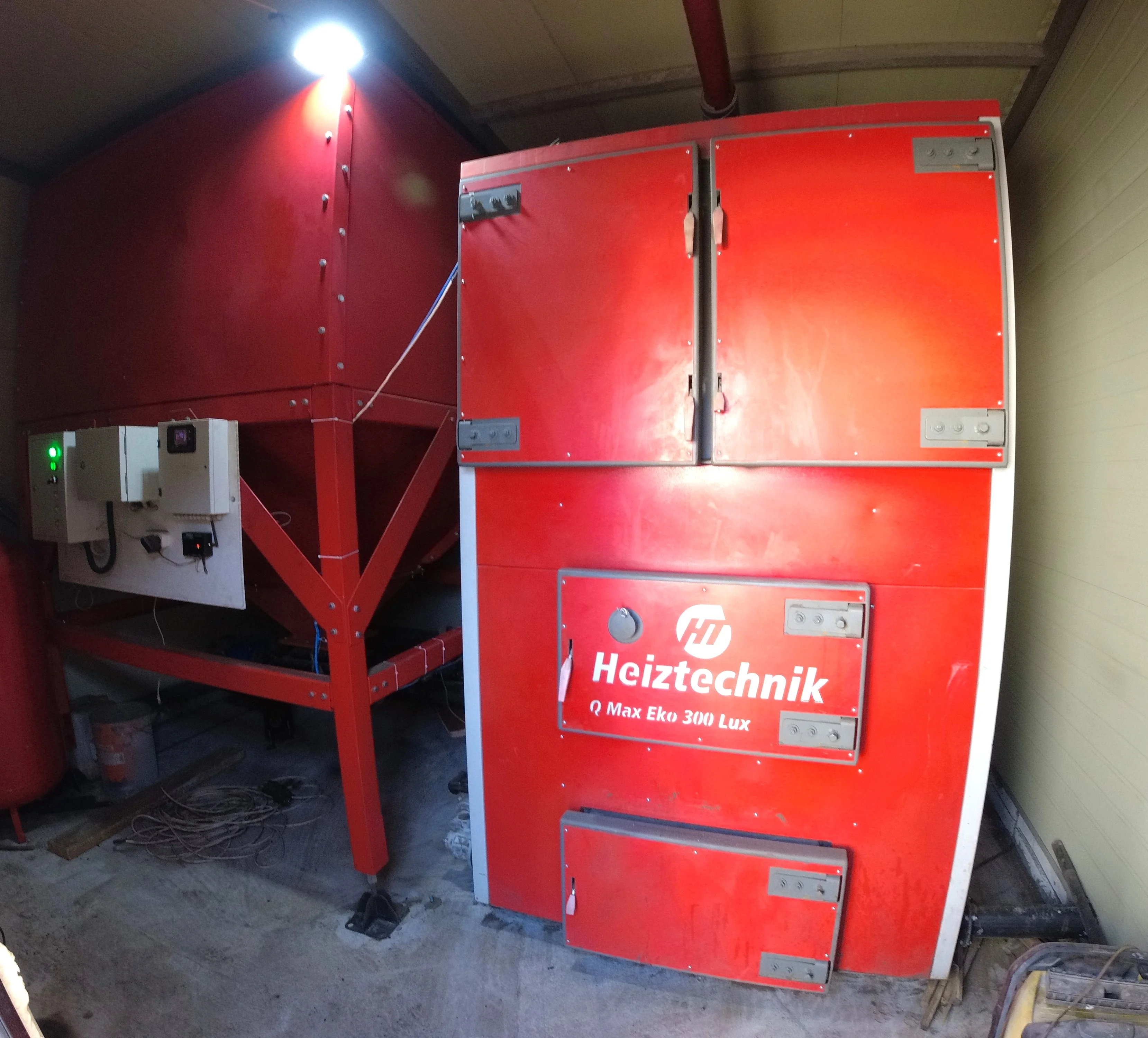 Фото - Котел Heiztechnik Q Max Eko 300 кВт