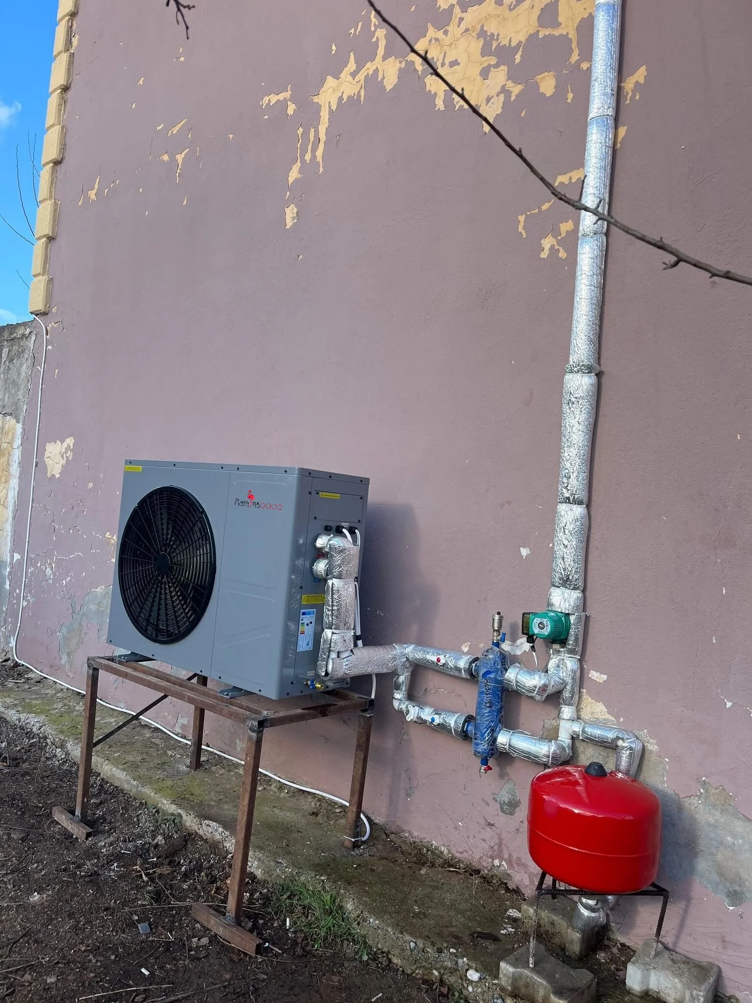Фото - Тепловой насос Flamingo FLM-AH-002HC32 8,2квт (-25-43℃)