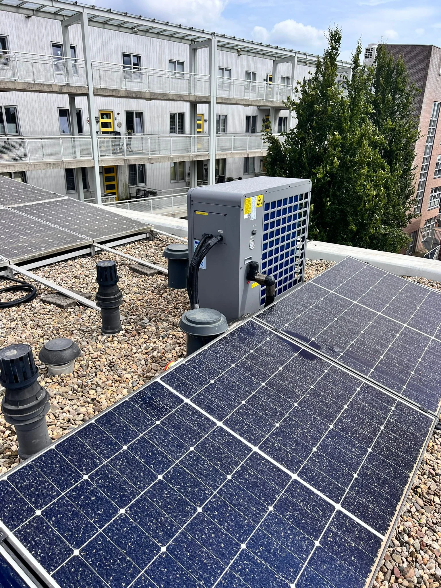 Фото - Тепловой насос Flamingo FLM-AH-002HC32 8,2квт (-25-43℃)